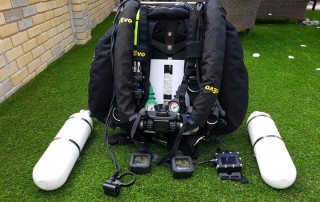 derek-holt-revo-for-sale-27-03-19